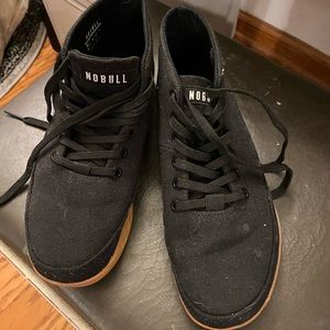 No bull mid ankle trainers